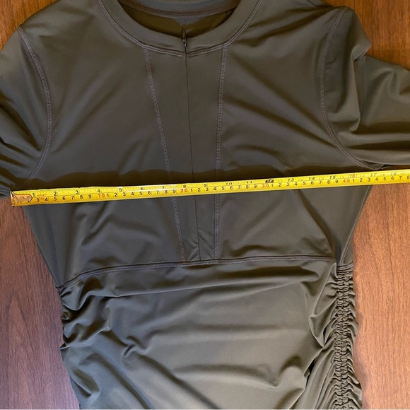Athleta Women Drawstring Ruched 1/2 Zip Long Sleeve Rashguard Swim Top Medium - Picture 12 of 14
